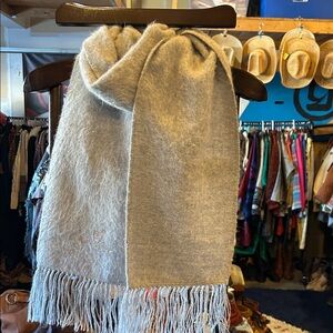 Alpaca Camargo Gray Alpaca Scarf